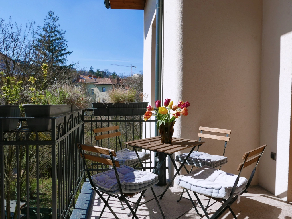 Outdoor terrace @ Choco Home & Hostel