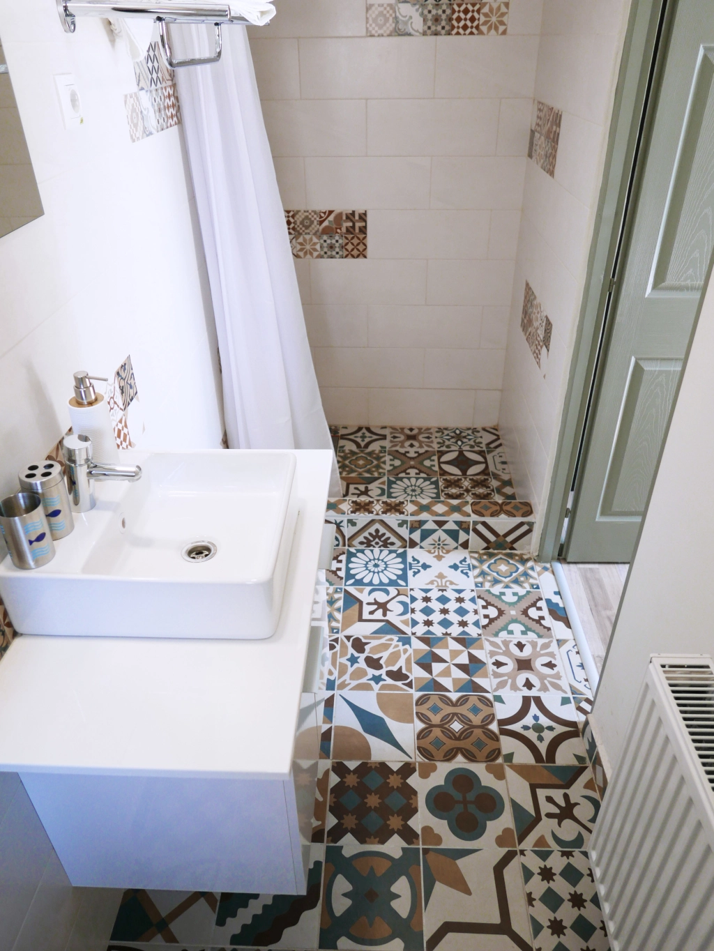 Choco Double Room Bathroom